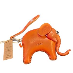 Aloha From Hawaii Leather Figural Elephant Coin Purse Wristlet NWT